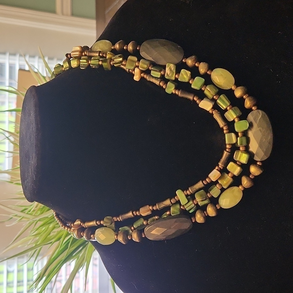 Green Stone 19" Necklace